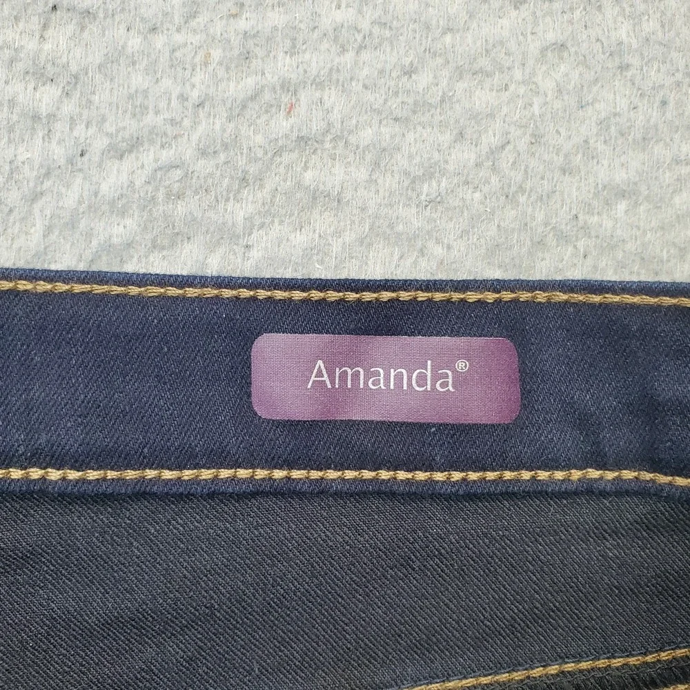 Gloria Vanderbilt Amanda Tapered Leg Jeans Womens 16P Blue Denim Classic Rise